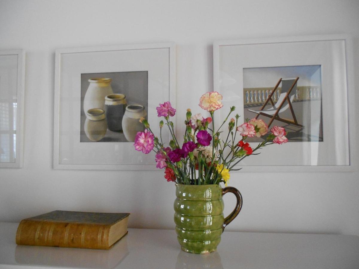 Sous Le Neflier Bed & Breakfast Nimes Luaran gambar